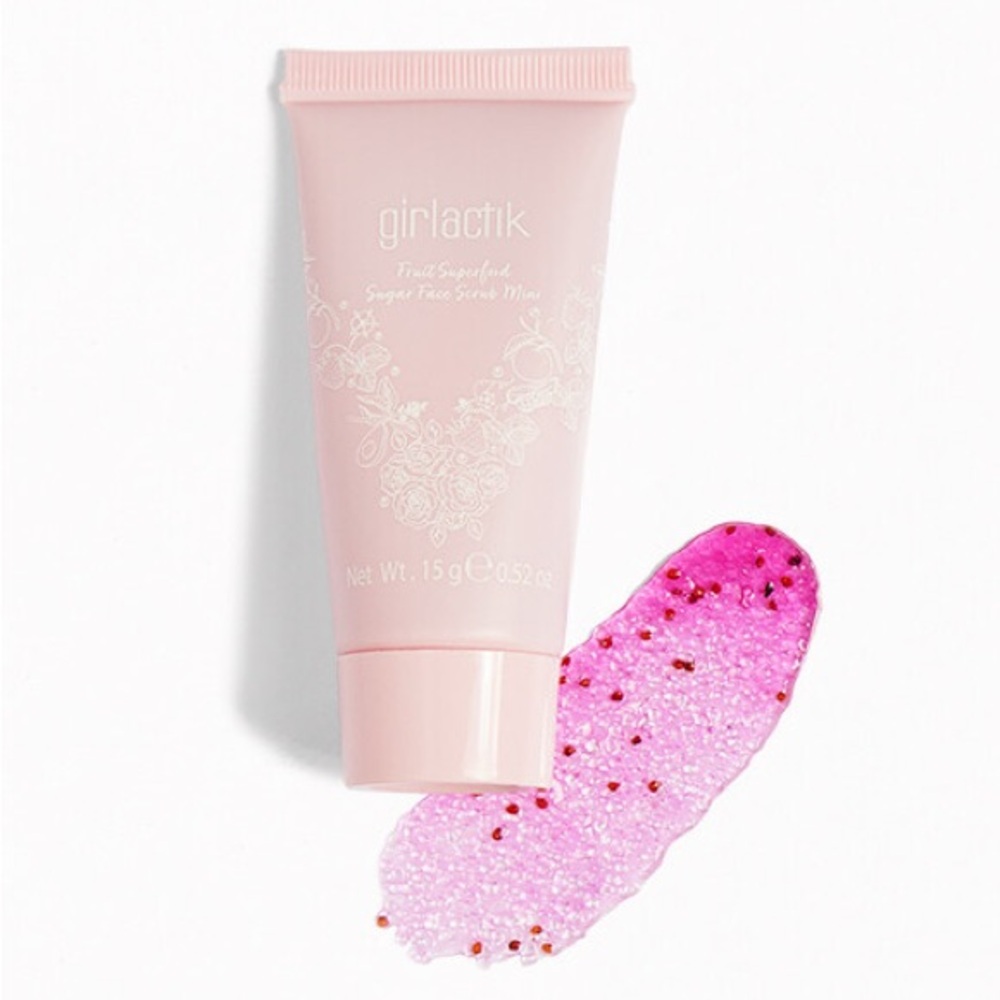 GIRLACTIK Fruit Superfood Sugar Face Scrub - Mini 15g ℮ 0.52 oz NEW WITHOUT BOX